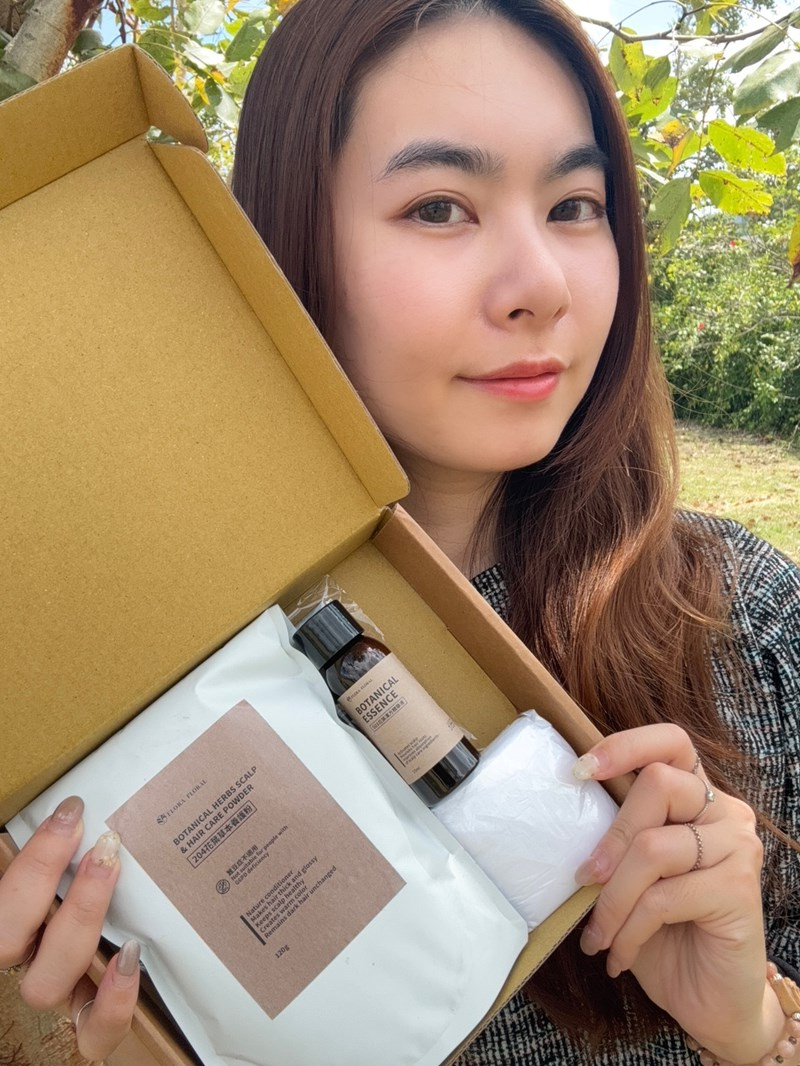 女人知己試用大隊,口碑行銷,部落客行銷,Flora Floral花葉草本養護泥,頭皮養護,頭皮護理,頭皮清潔,植萃染髮,中草藥,草本植萃,頭皮去角質,頭皮調理,花葉頭皮養護,201花葉草本養護泥,203花葉頭皮養護泥矯色版,頭皮養護專家